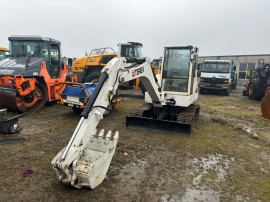 Dezmembrez miniexcavator Terex TC60