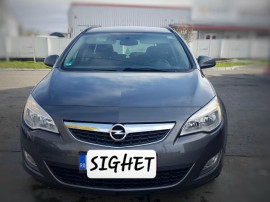 Opel Astra J Sports Tourer 1.7 CDTI