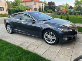 Super ofertă!!! Tesla model s p90d - eleganta electrică în stare impecabilă