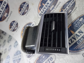 Grila ventilatie dreapta Audi A8 2009