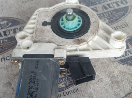 Motoras macara dreapta spate Mercedes A-Class