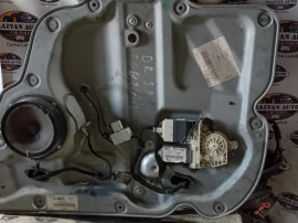 Macara geam dreapta spate Volkswagen Touran 2012