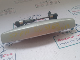 Maner exterior stanga fata Dacia Duster 2013