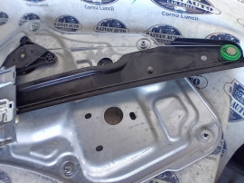 Macara geam stanga fata Skoda Yeti 2013