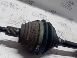 Planetara stanga fata Volkswagen Golf 5 1.9 Motorina 2005