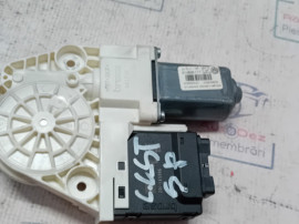 Motoras macara stanga fata Volkswagen Passat CC 2011