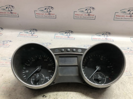 Ceasuri bord Mercedes ML W164 2005