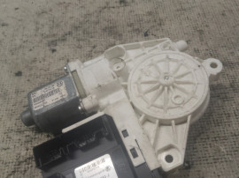 Motoras macara dreapta spate Volkswagen Tiguan 2008