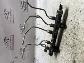 Rampa injectie Citroen C4 Picasso 1.6 Motorina 2015