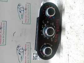 Panou comanda clima Dacia Duster 2017