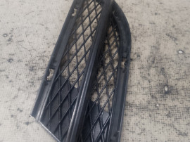 Grila proiector stanga BMW E90 2011
