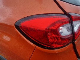 Stop stanga aripa Renault Captur 2015