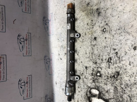 Rampa injectie Volkswagen Golf 6 Plus 1.6 2010