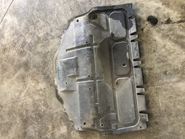 Scut motor plastic Skoda Fabia 2015