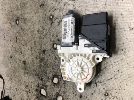 Motoras macara stanga spate Volkswagen Golf 6 2010