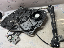 Macara geam stanga spate Volkswagen Passat CC 2012