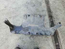 Scut motor plastic Volkswagen Touareg 3.0 Motorina 2014