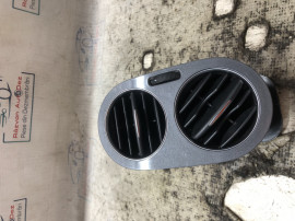 Grila ventilatie dreapta Volkswagen Tiguan 2.0 2014