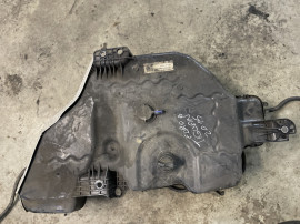 Rezervor AdBlue Volkswagen Tiguan 2.0 Motorina 2015