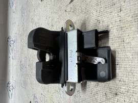 Broasca hayon Skoda Yeti 2012