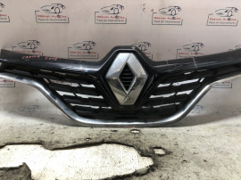 Grila bara fata Renault Captur 2018