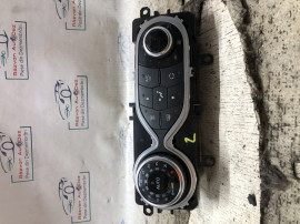 Panou comanda clima Renault Captur 0.9 Benzina 2018
