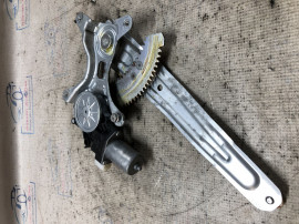 Macara geam dreapta fata Nissan X-Trail 2014