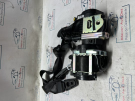 Set Centuri fata cu capsa Audi A4 B9 Berlina 2017