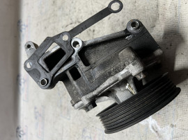 Pompa apa Hyundai Santa Fe 2.2 Motorina 2015