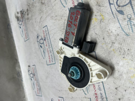 Motoras macara stanga fata Volkswagen Golf 7 1.6 2016