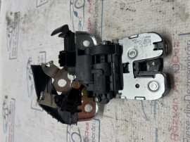 Broasca hayon Volkswagen Jetta 2012