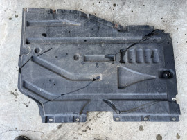 Scut lateral stanga spate BMW X3 F25 2.0 Motorina 2015