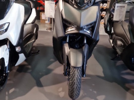 Yamaha XMAX 300 | 2023 | Ca Nou | Unic proprietar | 3.000km | Garantie