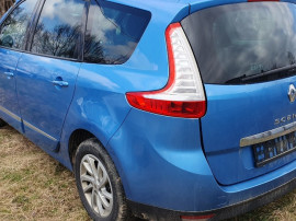 Dezmembrez Reanult Grand Scenic 3 1.6 dci