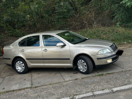 Skoda octavia 2 benzina 1.6/an 2006/manuala