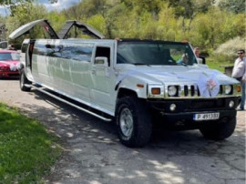 Hummer 2 limuzină