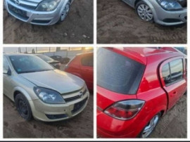 Dezmembrez Opel Astra H