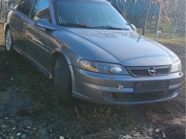 Opel vectra B 2001 1.6 piese