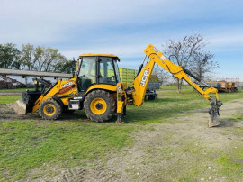 Buldoescavator JCB 3CX 220 Ore An 2021 testare/transport gratis