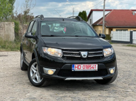 Dacia Sandero Stepway*benzina*clima*2016 luna 06*navi*factura+fiscal !