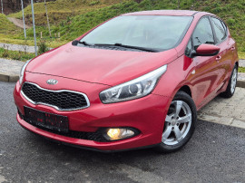 Kia Cee'd 1.4i Benzina 100cp 6+1 Viteze Navi Camera Pilot Scaune incalzite
