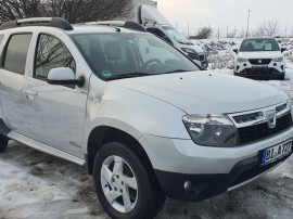 Dacia duster prestige 4x4 an 2011 mot 1.6.16v. euro 5.