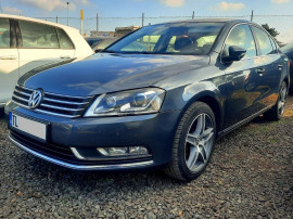 Volkswagen Passat Berlina cu Tractiune Integrala 2012