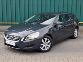 Volvo V60 Diesel, incalzire scaune, Navi, Carlig
