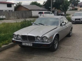Daimler 4.2 benzina