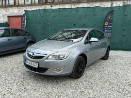 OPEL ASTRA J 1.6 Benzina 116CP EURO 5 06/2011 CASH / RATE / BUY-BACK