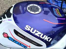 REZERVOR / suzuki / gsxr / 600 / 750 / SRAD