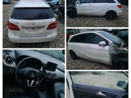 Dezmembrez Mercedes B Class W246, Motor 1.7 Diesel