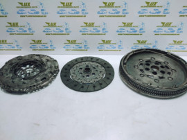 Kit ambreiaj volanta cu masa dubla 1.9 BKC BXE 323064110 A