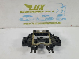 Suport maner exterior usa dreapta fata spate 4e0839886 Audi A8 D3/4E [